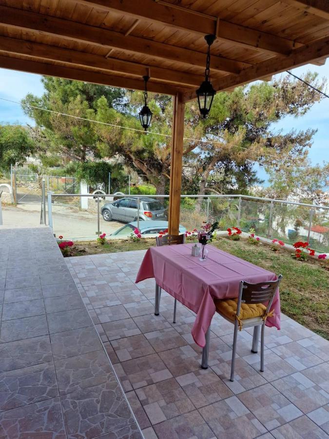 Ferienwohnung Solymar Prive Archangelos  Exterior foto