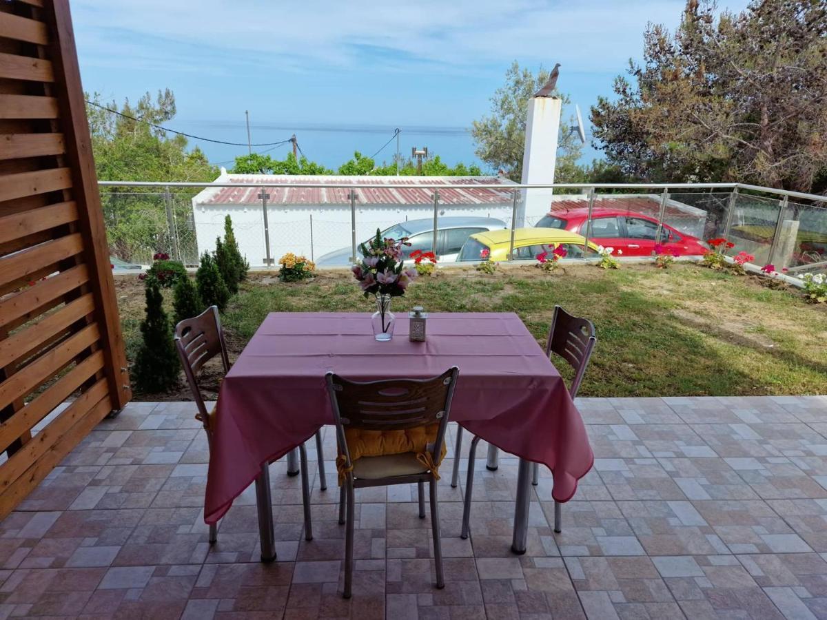 Ferienwohnung Solymar Prive Archangelos  Exterior foto