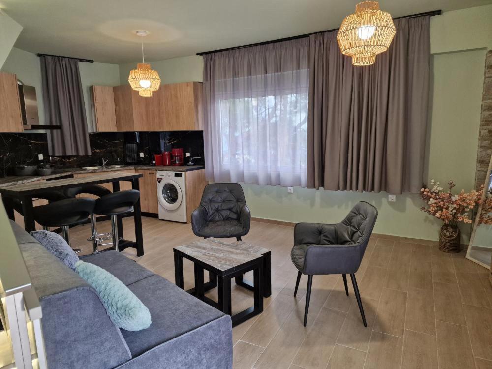 Ferienwohnung Solymar Prive Archangelos  Exterior foto